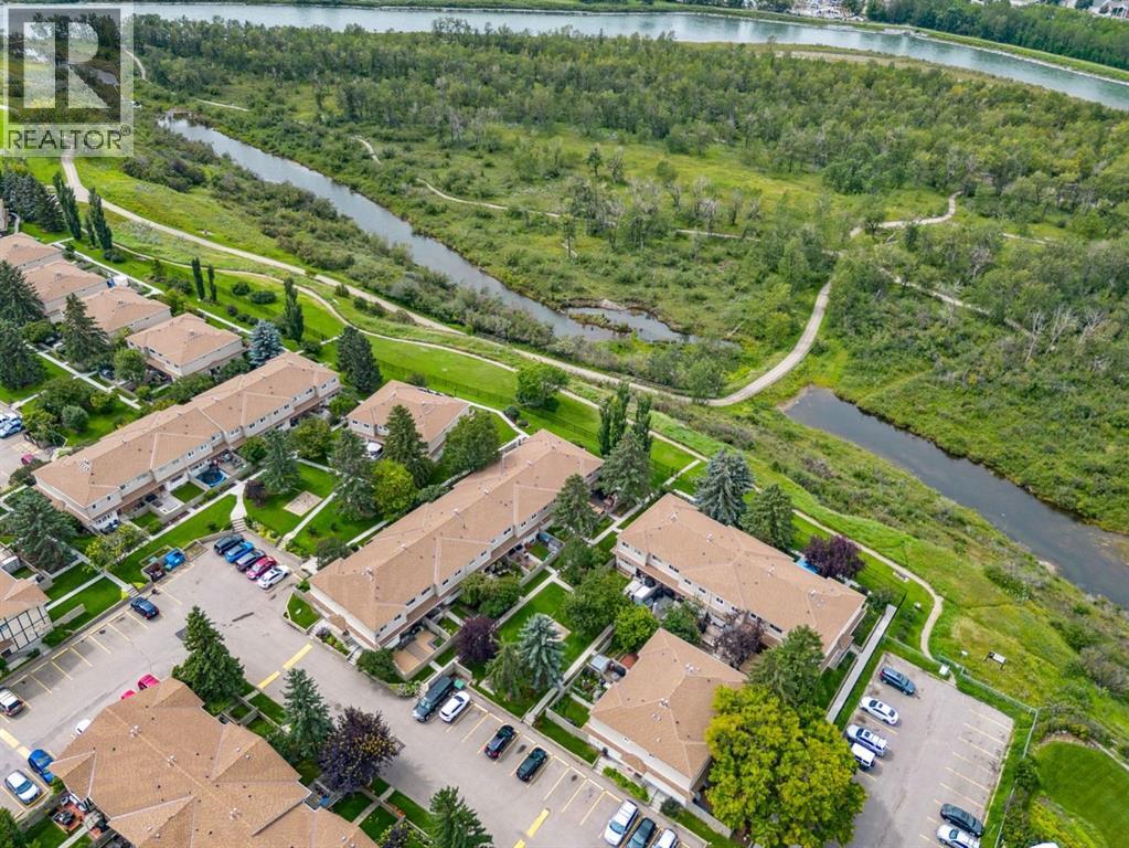 Single Family House for Sale in N  Lynnview Road SE Ogden Calgary 