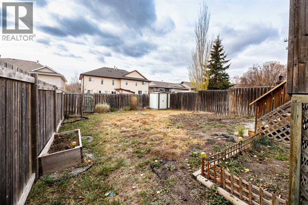 74 Elana Crescent, Lacombe