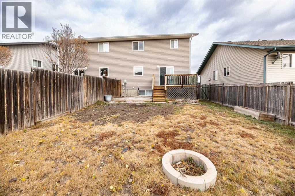 74 Elana Crescent, Lacombe