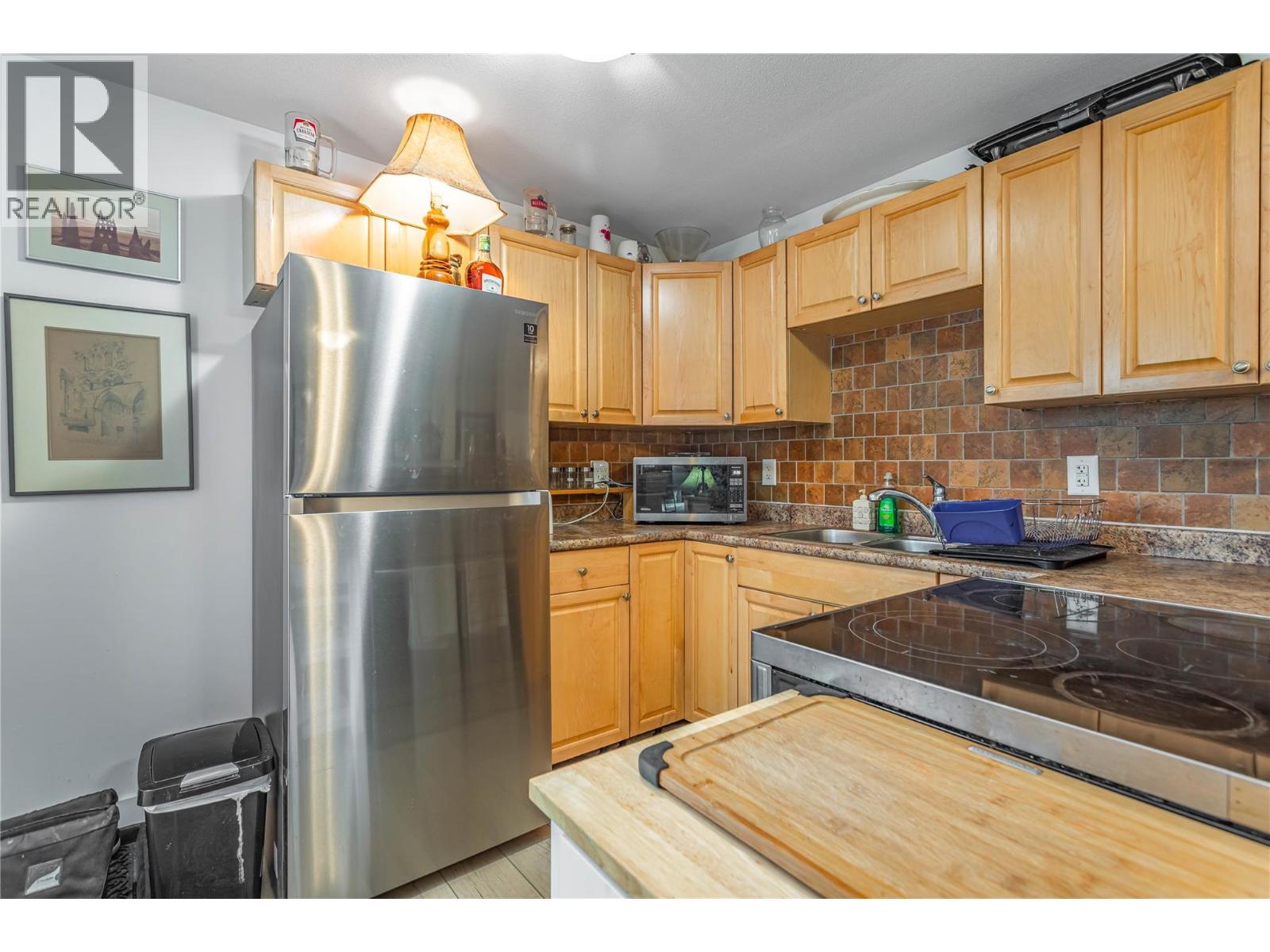  2004 Bernau Court, Lake Country