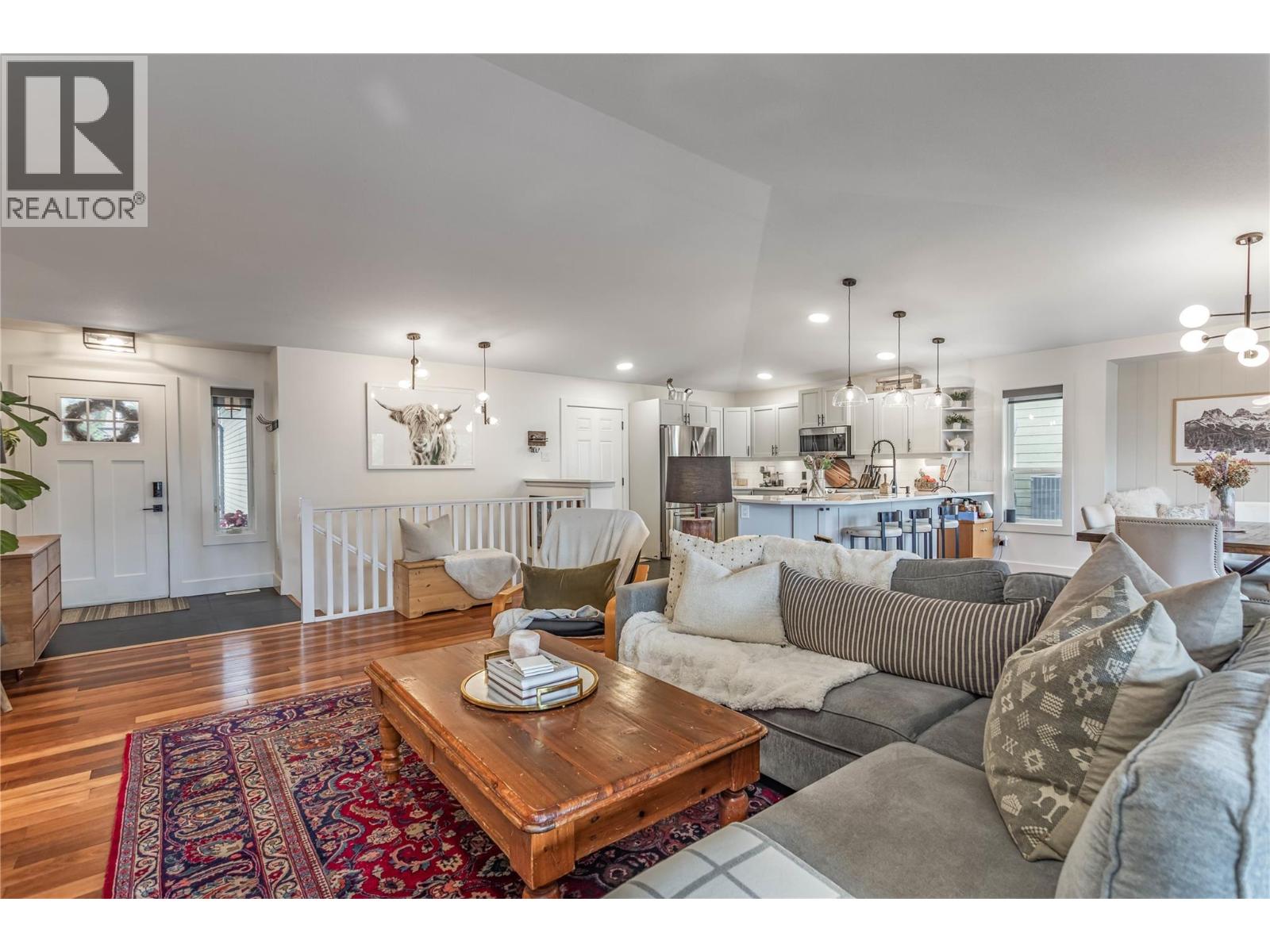  2004 Bernau Court, Lake Country