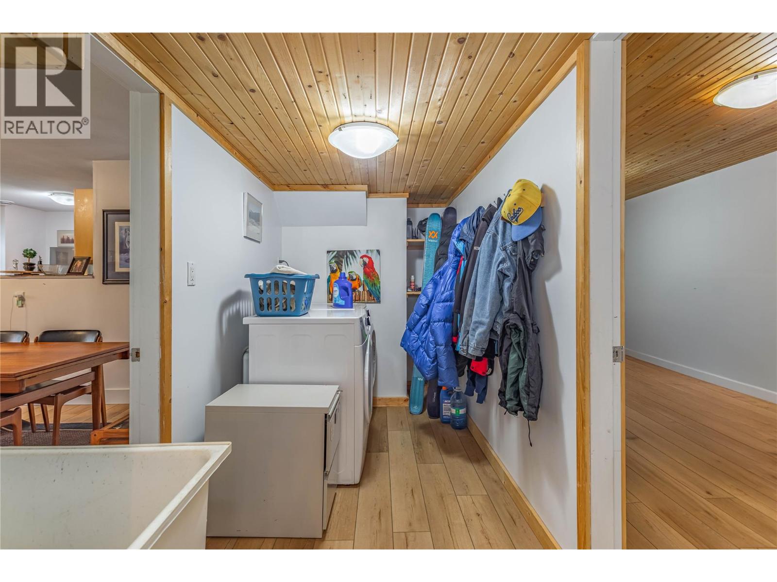  2004 Bernau Court, Lake Country