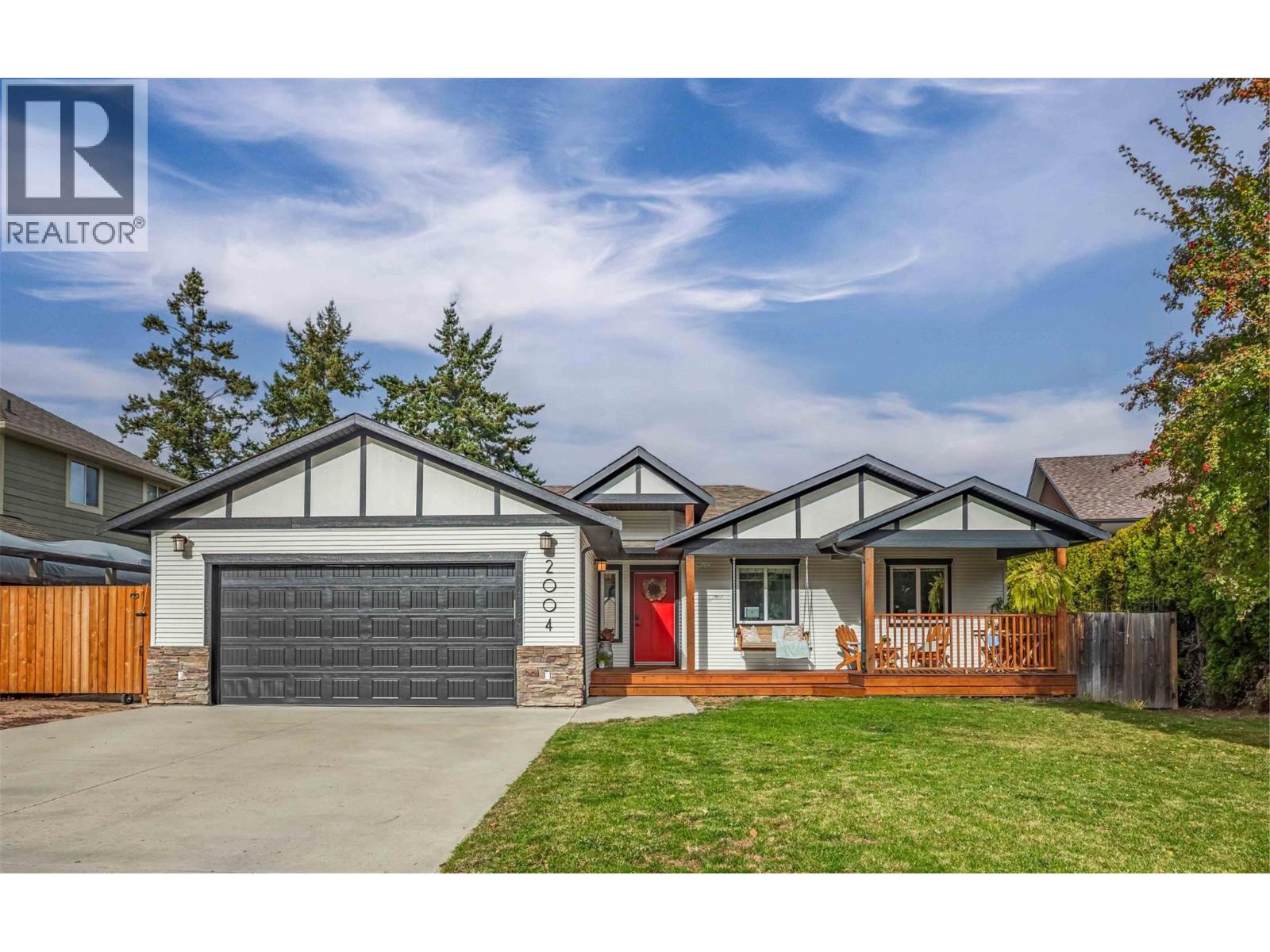 2004 Bernau Court, Lake Country