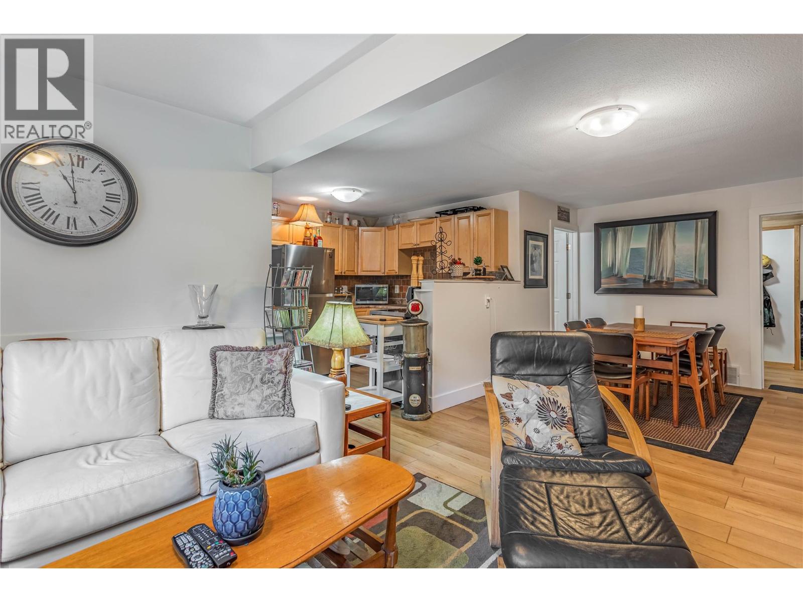  2004 Bernau Court, Lake Country