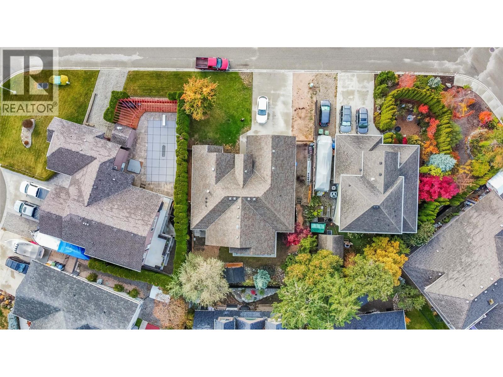  2004 Bernau Court, Lake Country