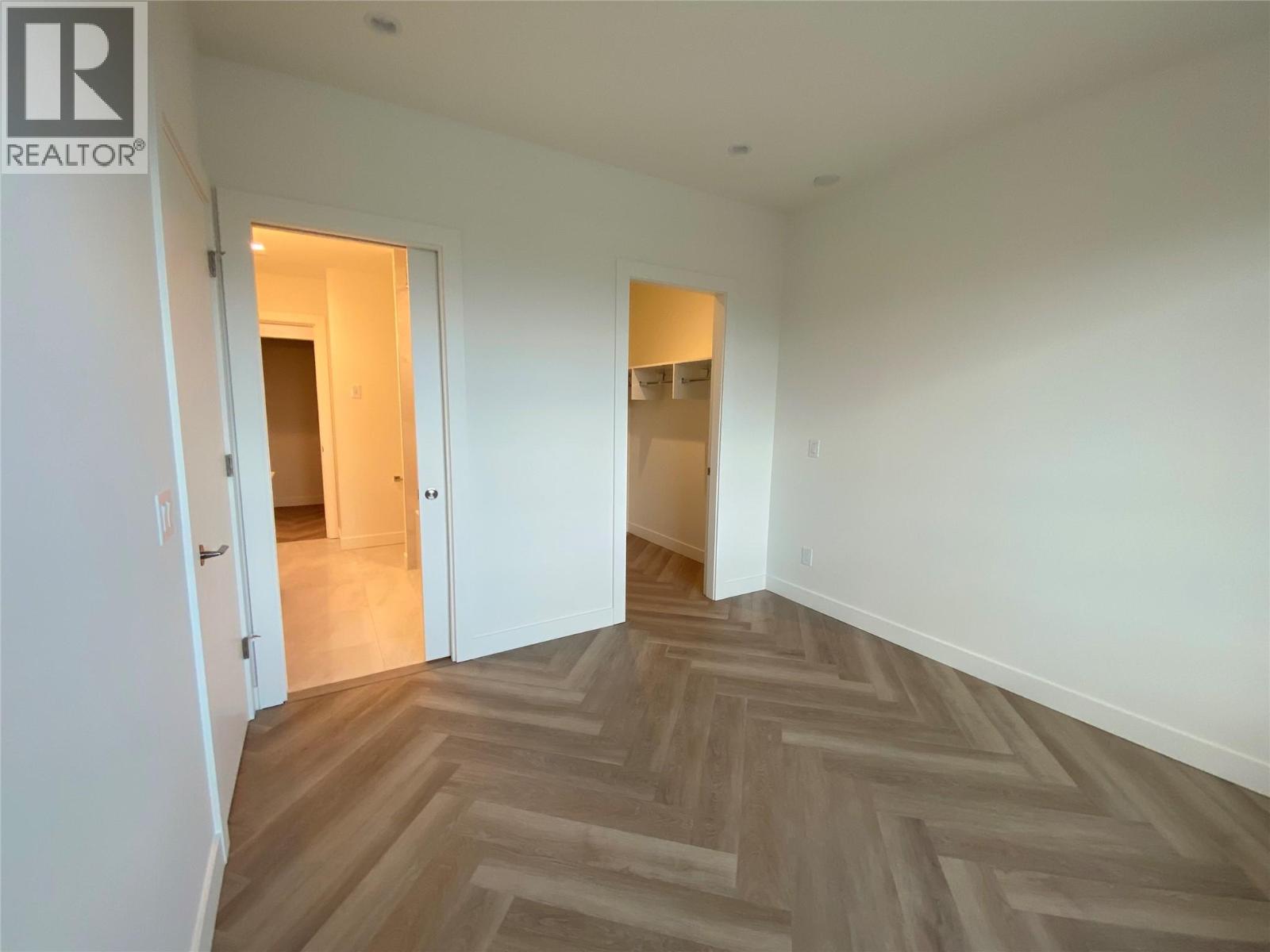 519 3340 Lakeshore Road, Kelowna