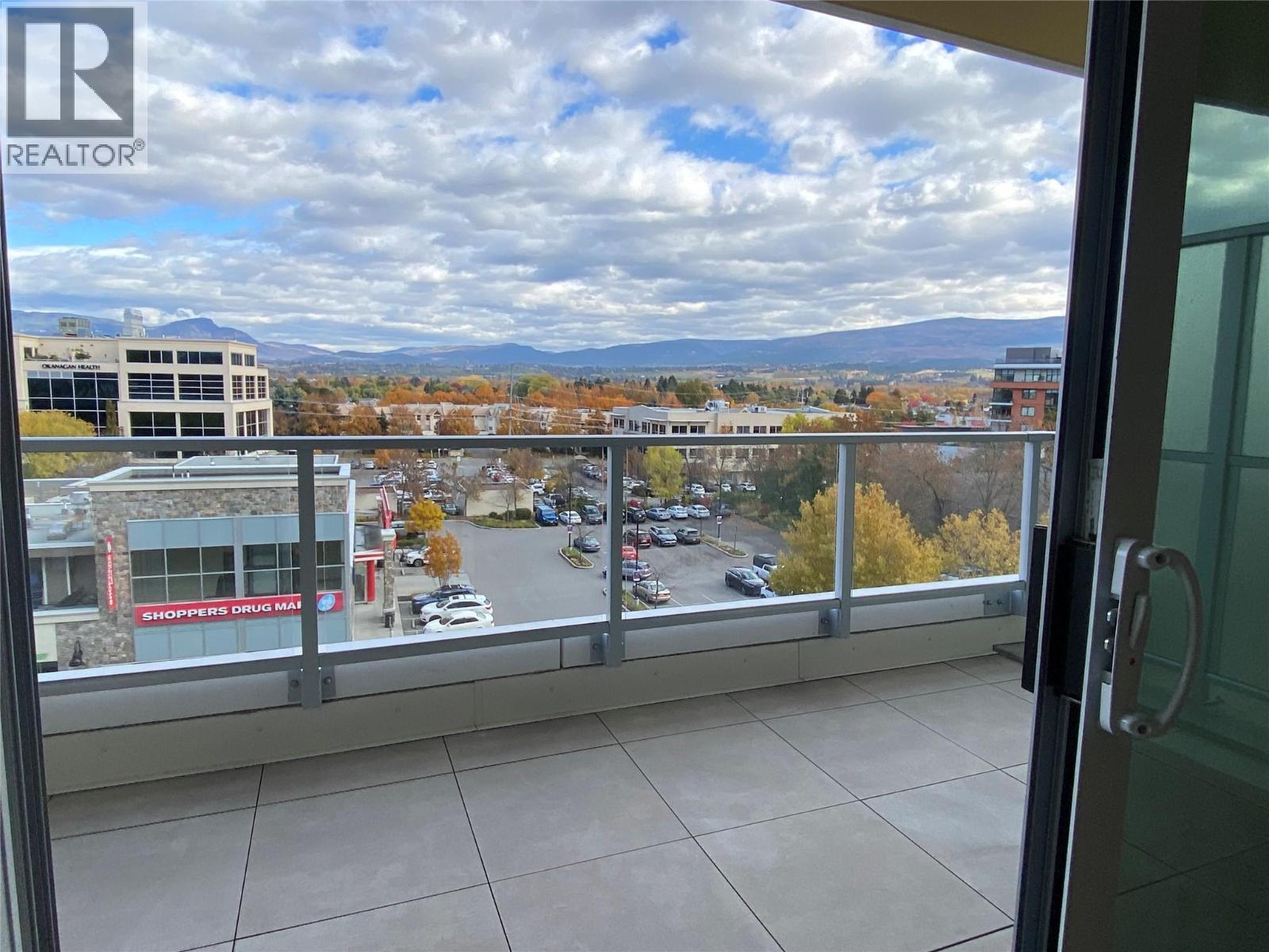 519 3340 Lakeshore Road, Kelowna