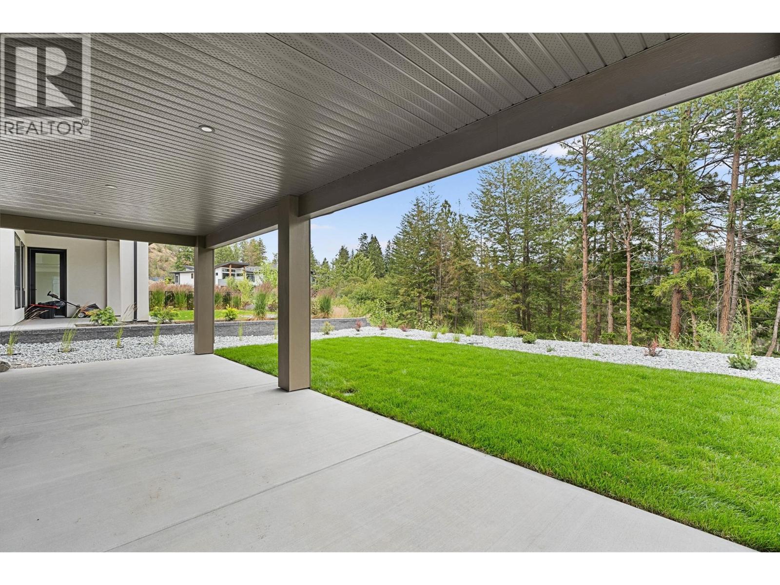  10313 Long Road, Lake Country