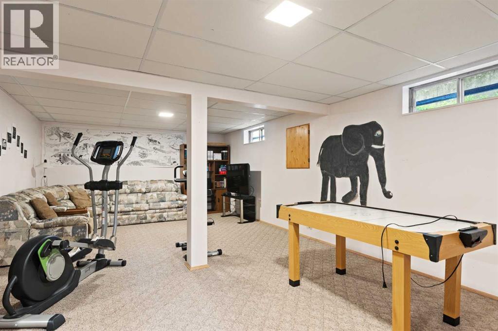 Single Family House for Sale in  Edgehill Rise NW Edgemont Calgary 