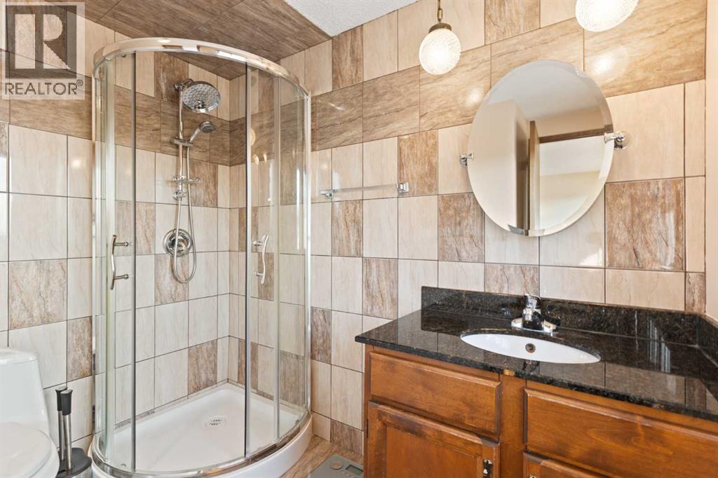 Single Family House for Sale in  Edgehill Rise NW Edgemont Calgary 