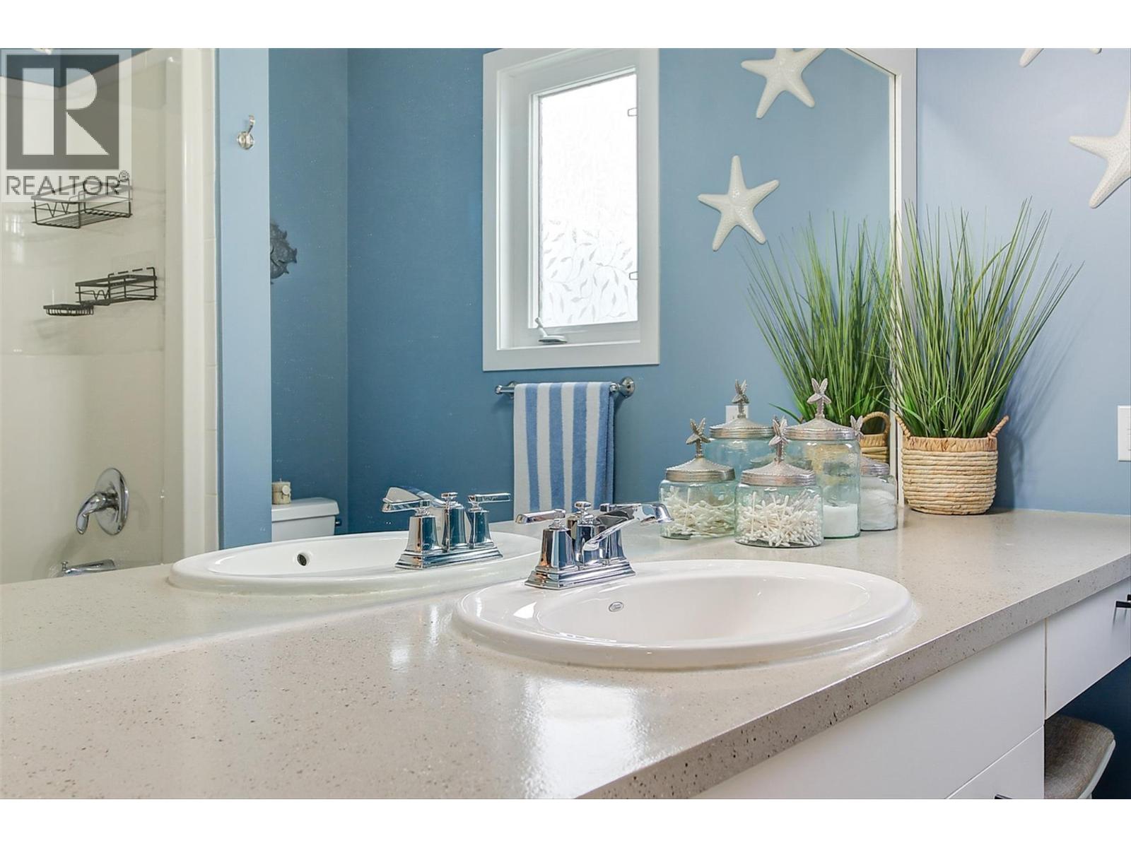  4147 Ponderosa Drive, Peachland