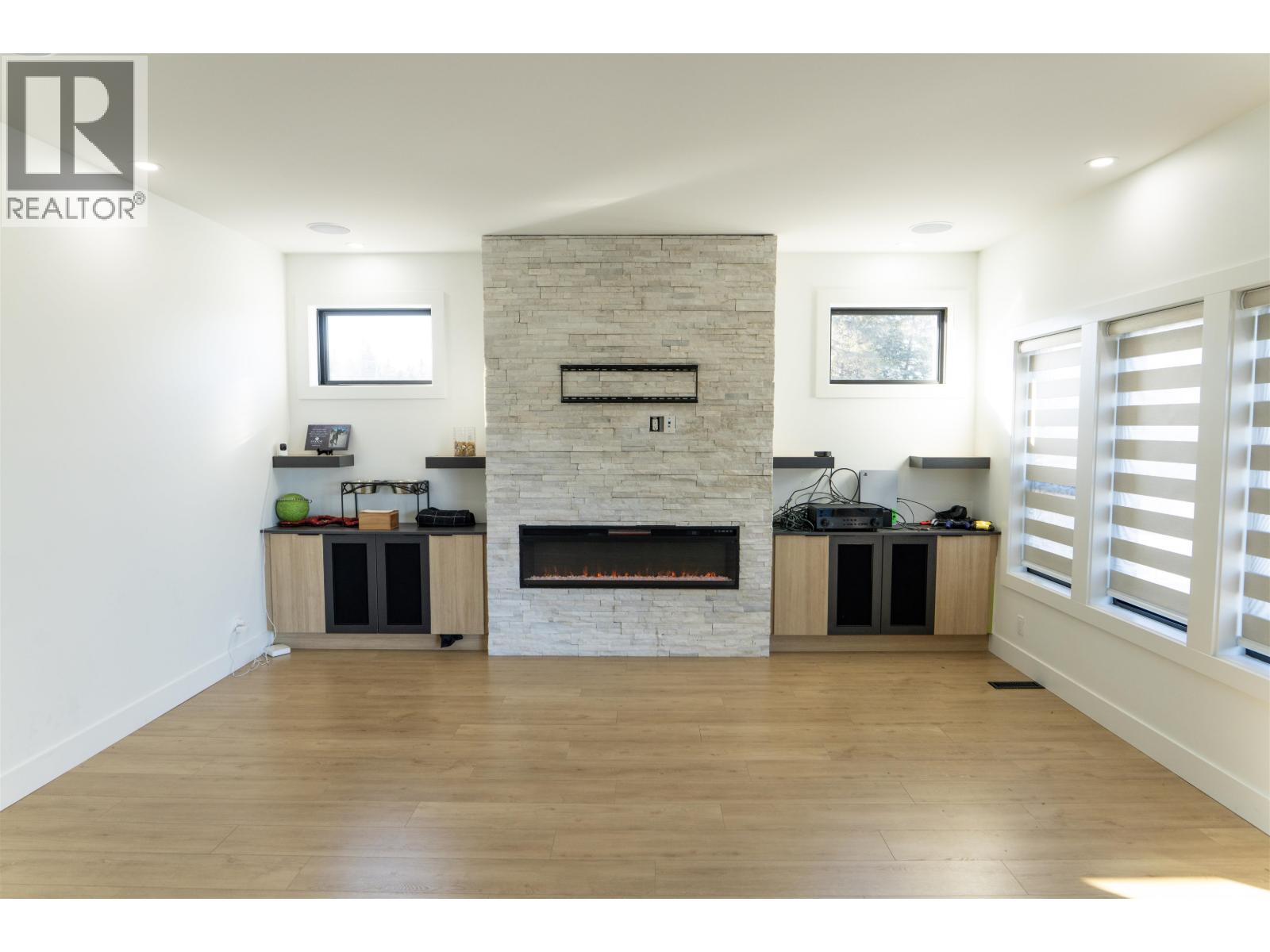 1644 W 2ND AVENUE, Prince Rupert