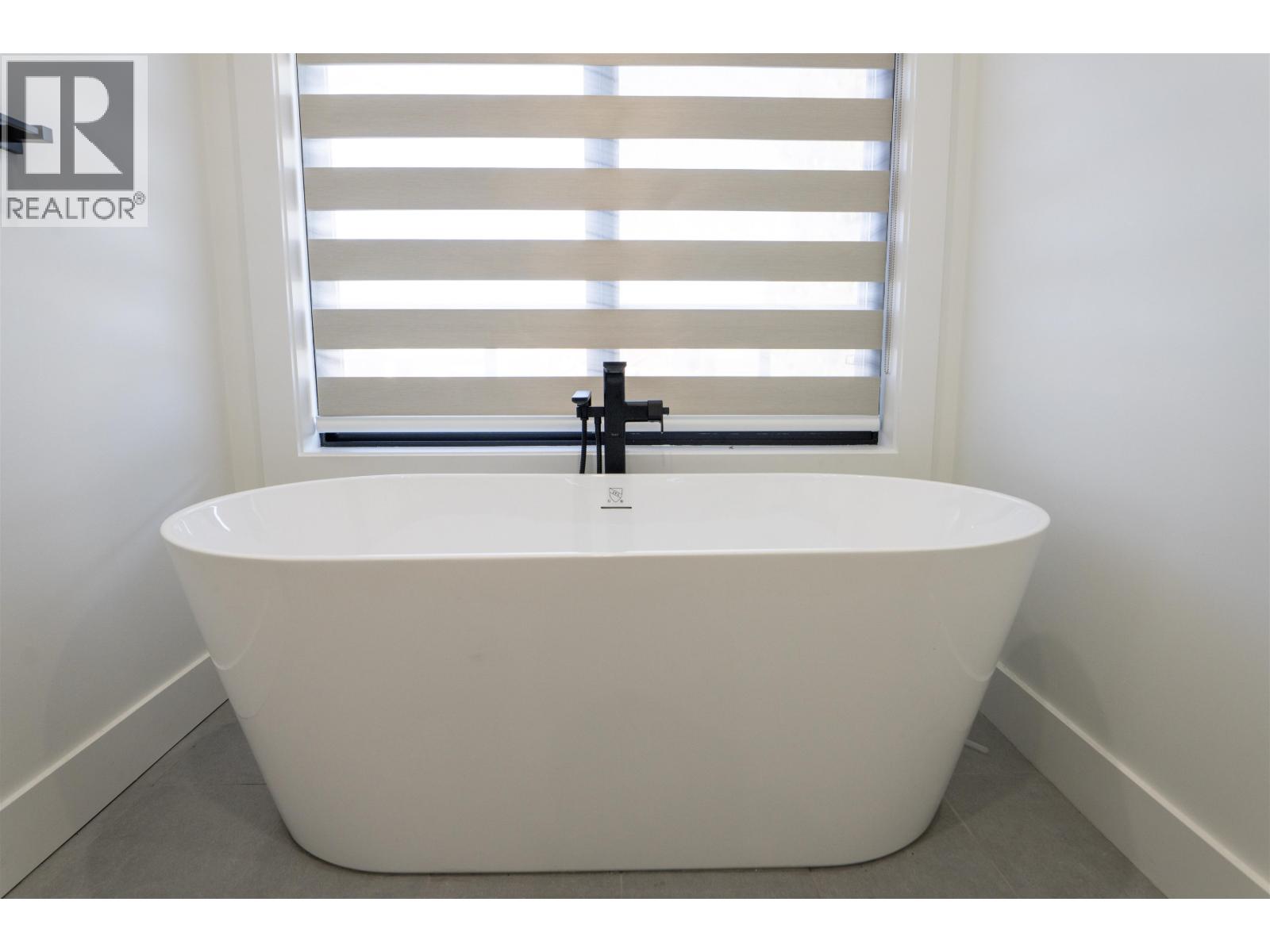 1644 W 2ND AVENUE, Prince Rupert