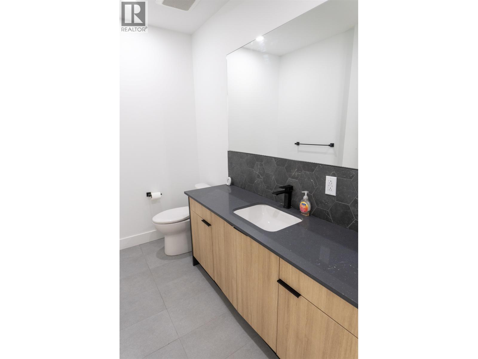 1644 W 2ND AVENUE, Prince Rupert