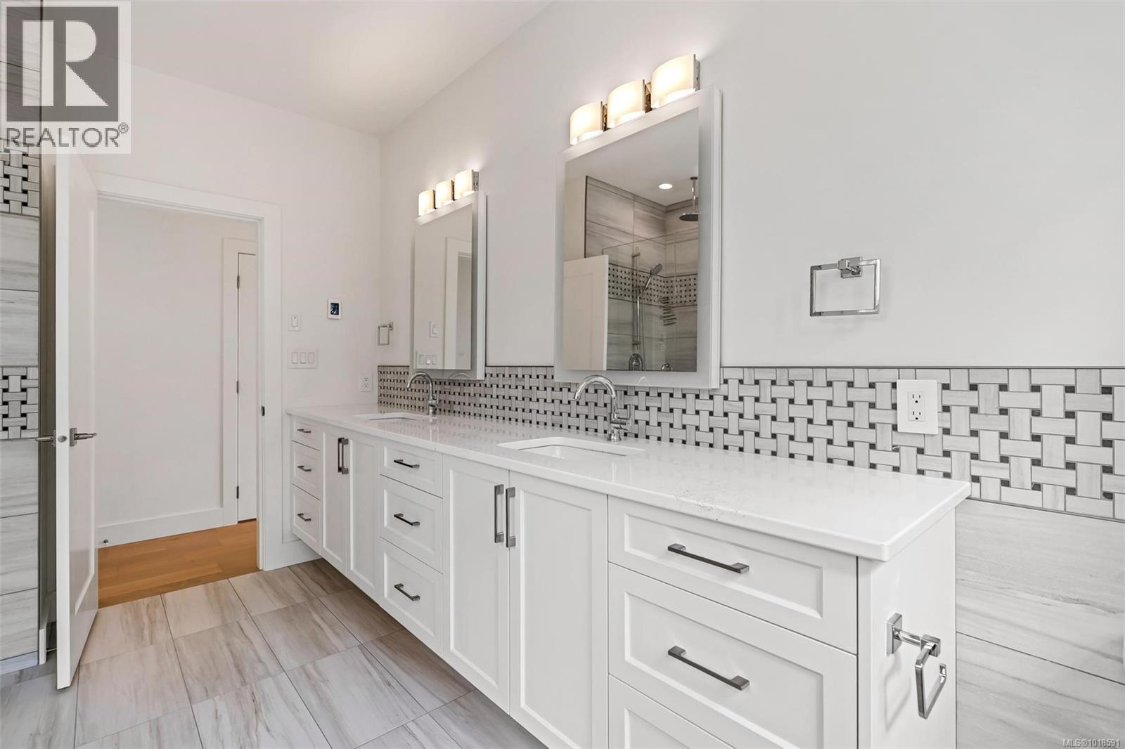 5 1060 SHORE PINE Close, Duncan