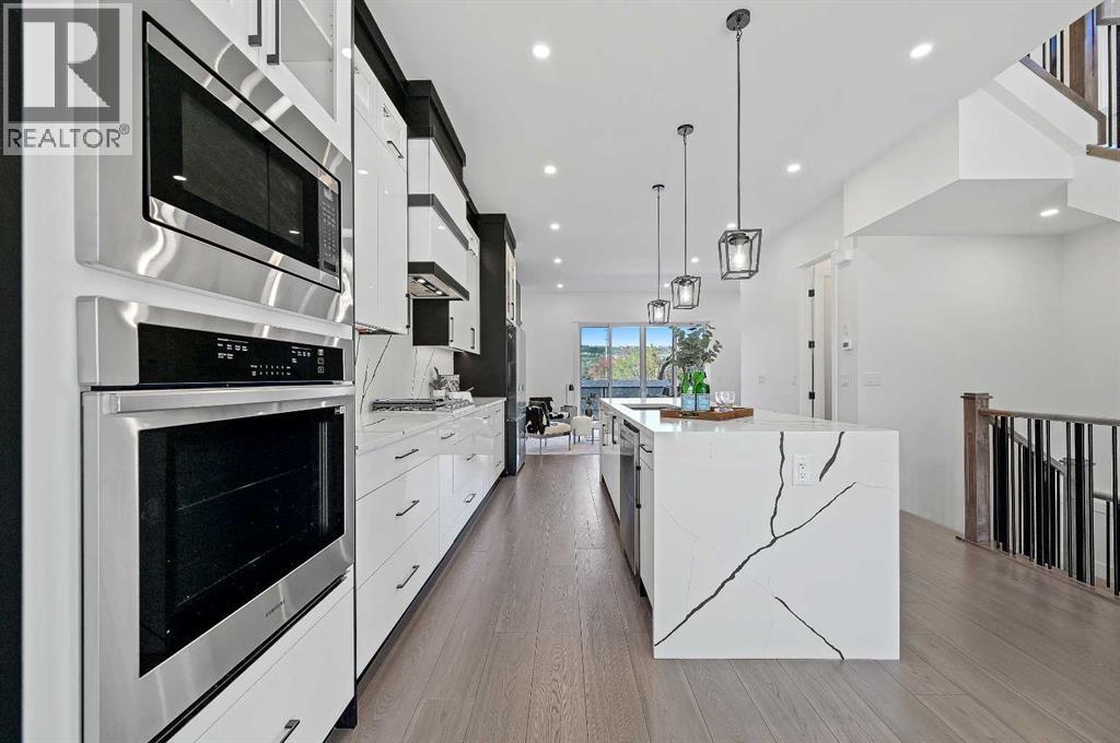 Single Family House for Sale in   Avenue NW Montgomery Calgary 