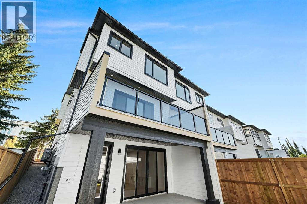 Single Family House for Sale in   Avenue NW Montgomery Calgary 