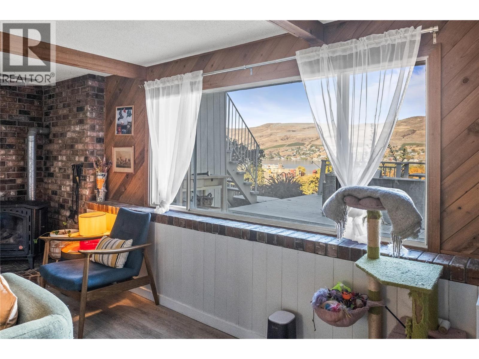  7089 Longacre Drive, Vernon