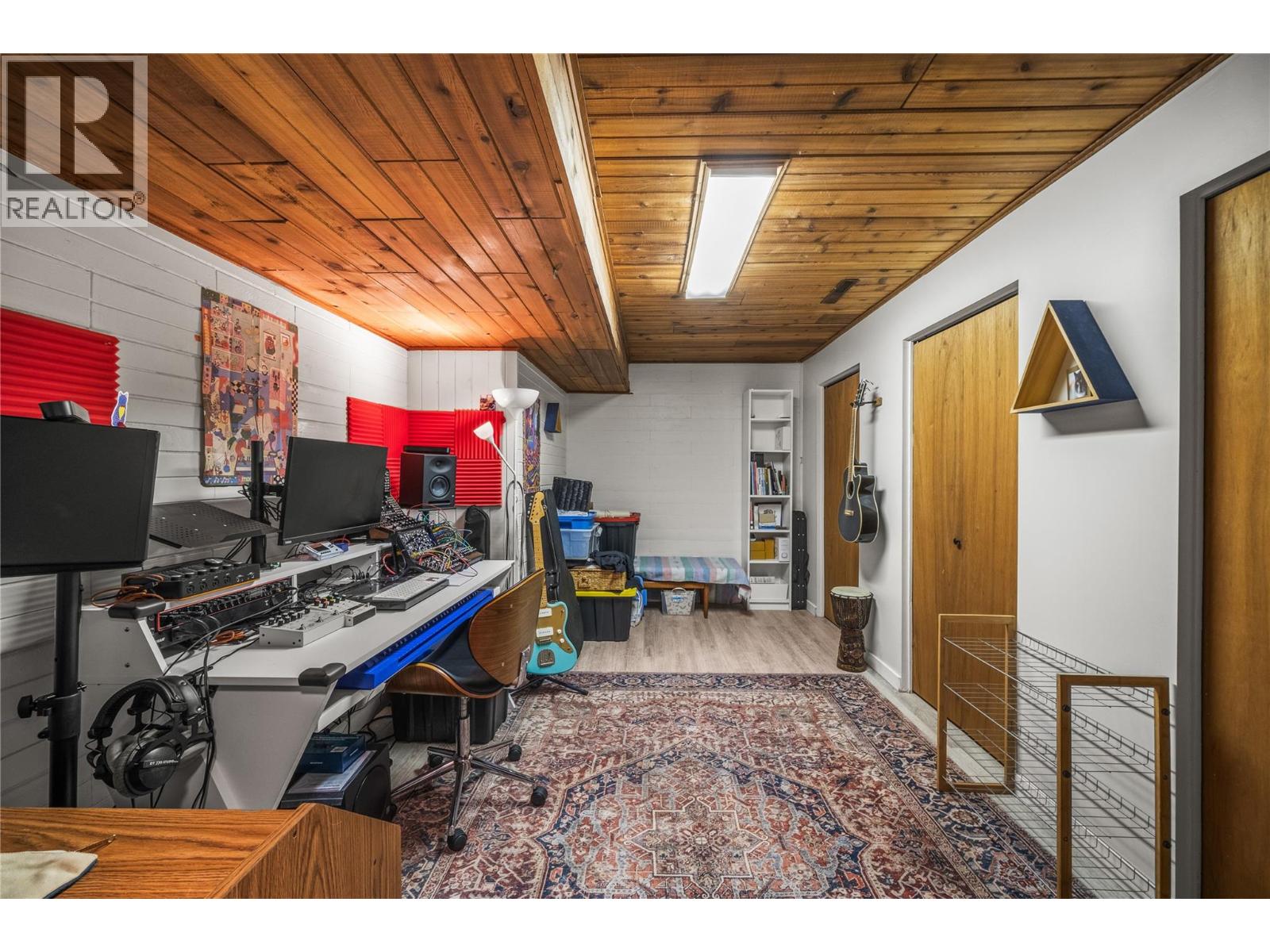  7089 Longacre Drive, Vernon