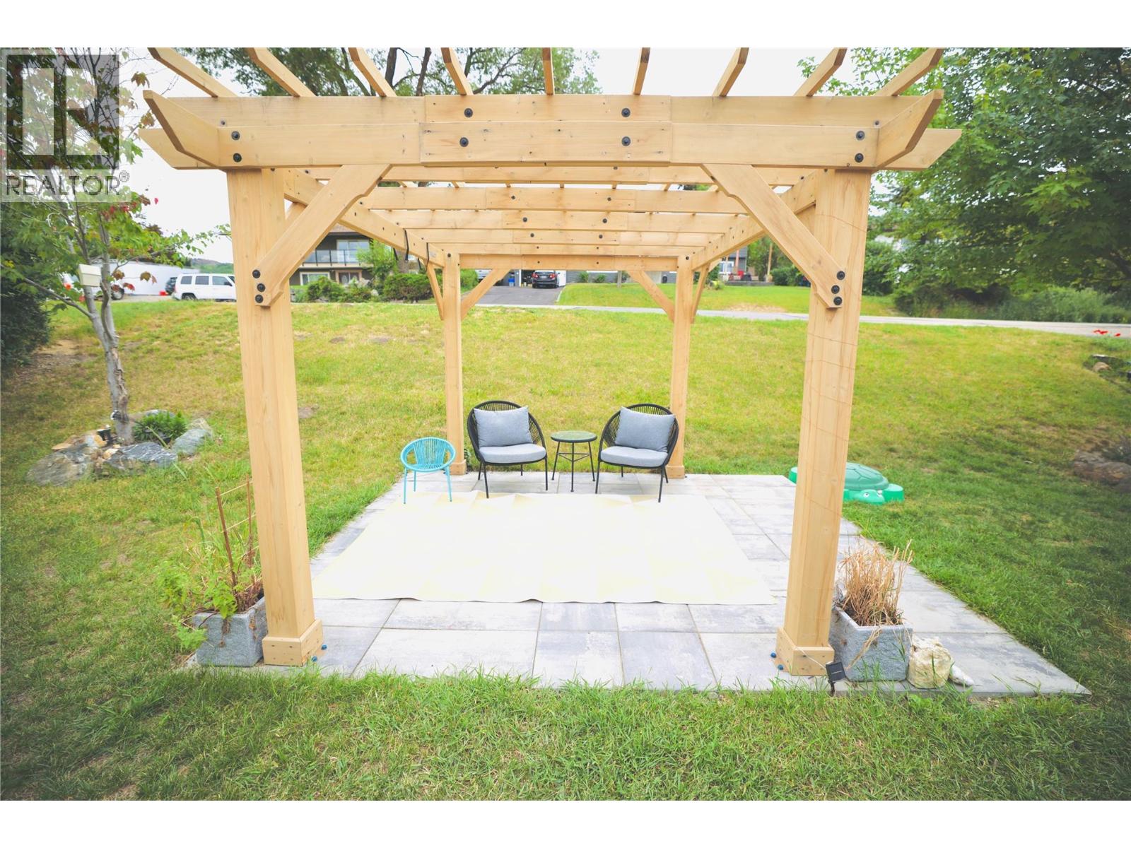  7089 Longacre Drive, Vernon