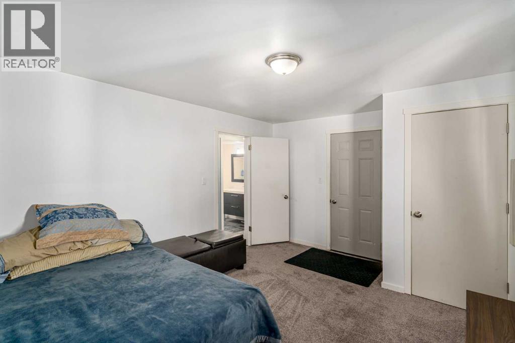 Single Family House Mobile Home for Sale in    Street SE Forest Lawn Calgary 