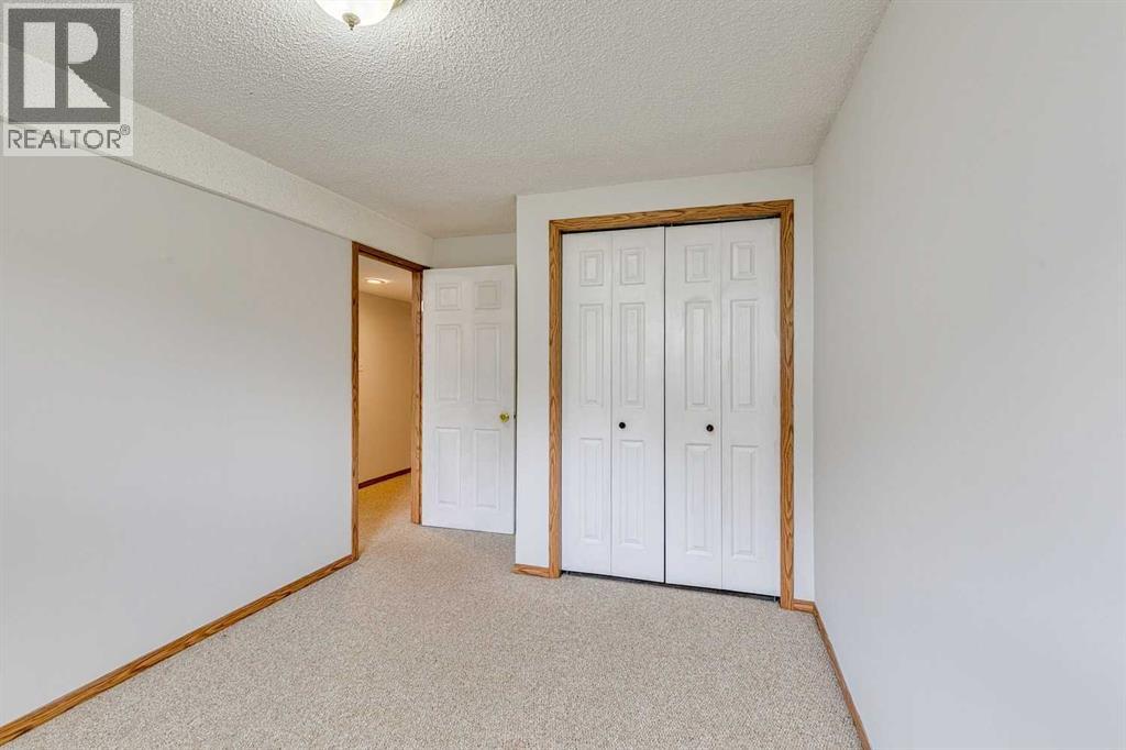 Multi-family House Bungalow for Sale in  &   Avenue NW Mount Pleasant Calgary 