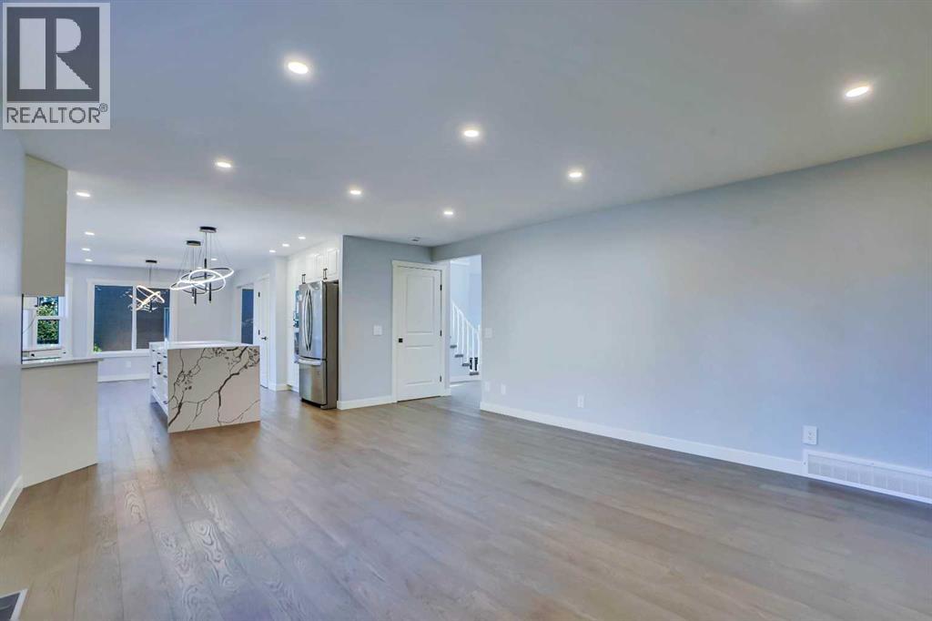 Single Family House for Sale in  Woodbriar Circle SW Woodbine Calgary 