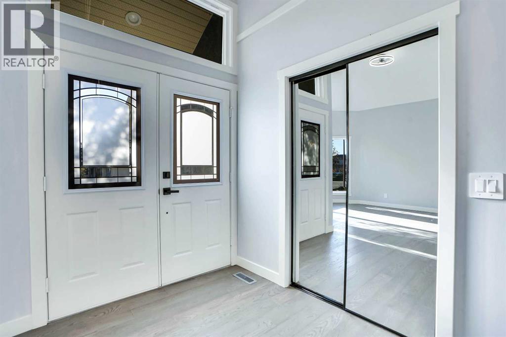 Single Family House for Sale in  Woodbriar Circle SW Woodbine Calgary 