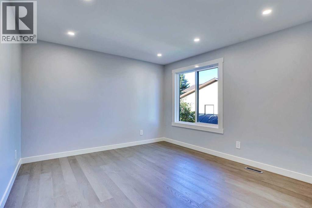 Single Family House for Sale in  Woodbriar Circle SW Woodbine Calgary 