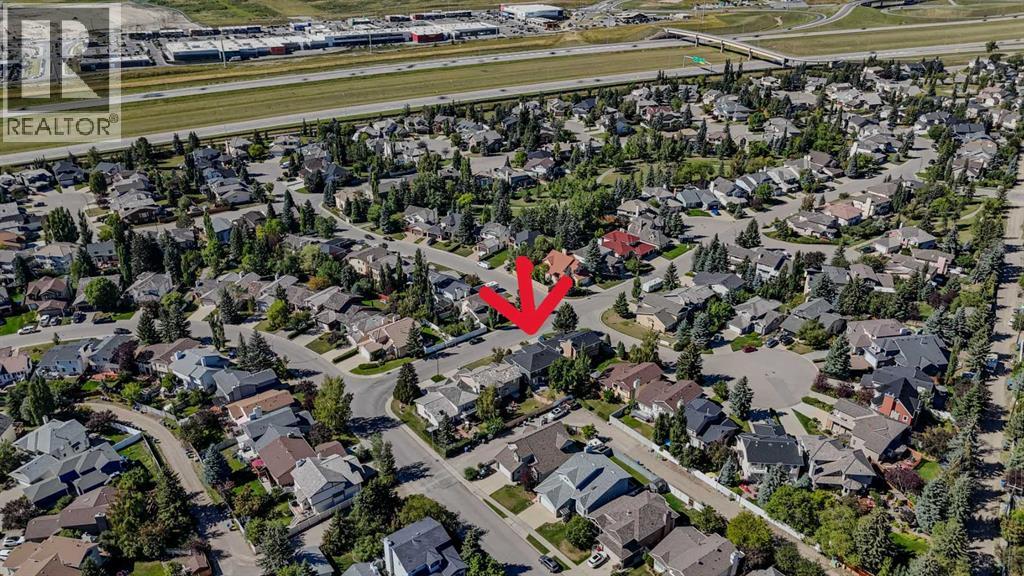 Single Family House for Sale in  Woodbriar Circle SW Woodbine Calgary 