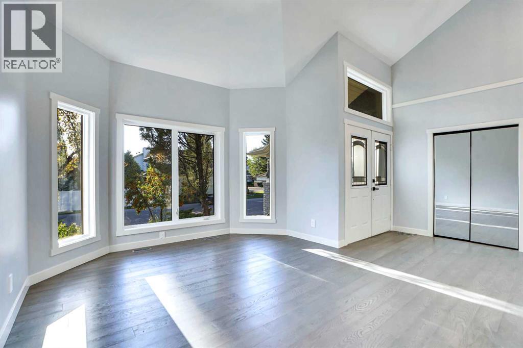 Single Family House for Sale in  Woodbriar Circle SW Woodbine Calgary 