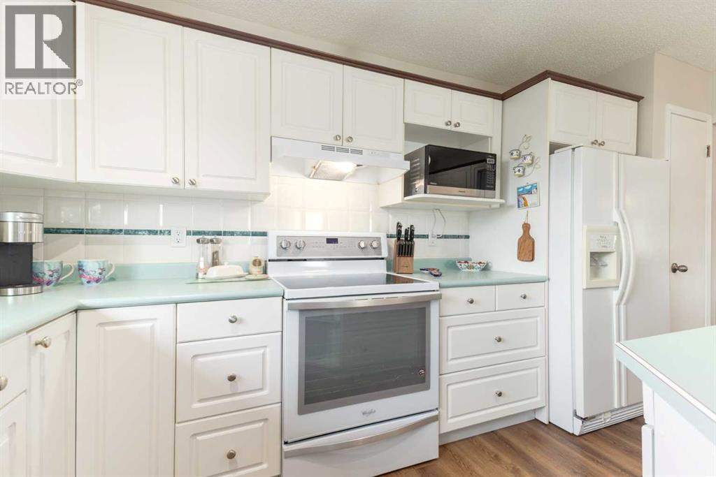 Single Family House Bi-level for Sale in  Whitlock Close NE Whitehorn Calgary 