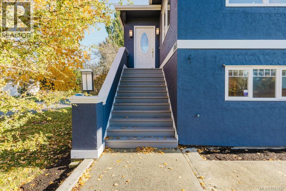 1865 QUAMICHAN ST - 27