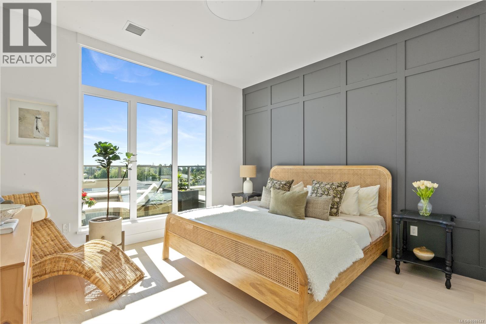 503 1216 Carlisle Ave, Esquimalt