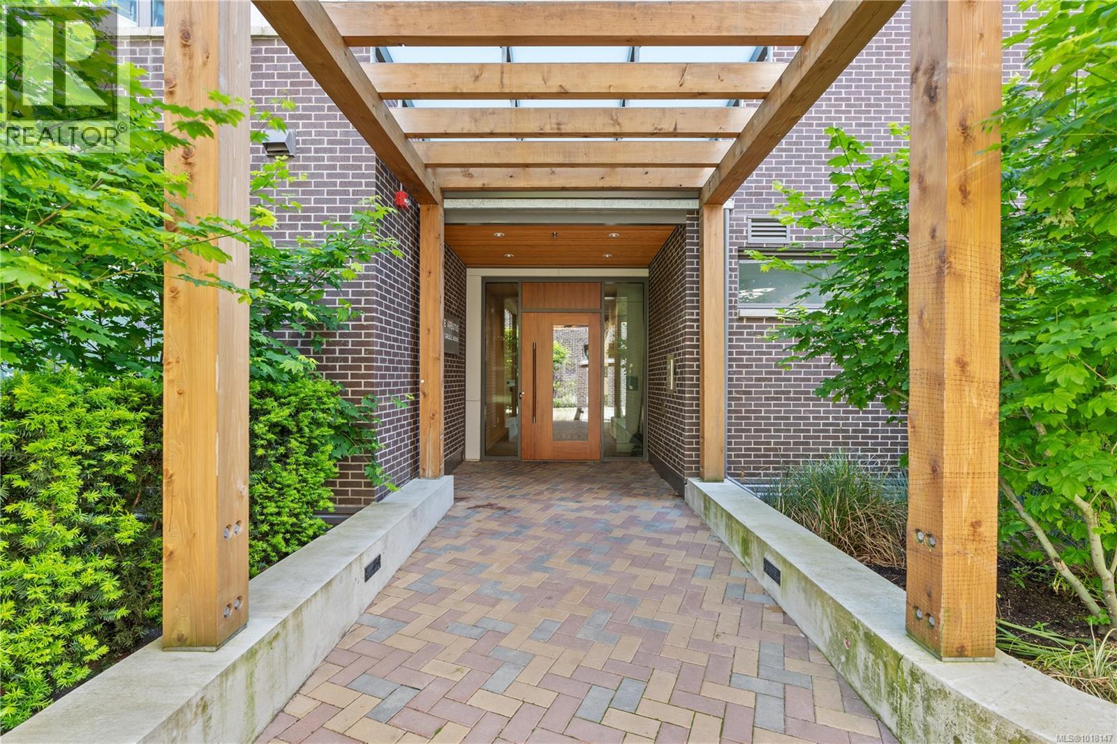 503 1216 Carlisle Ave, Esquimalt