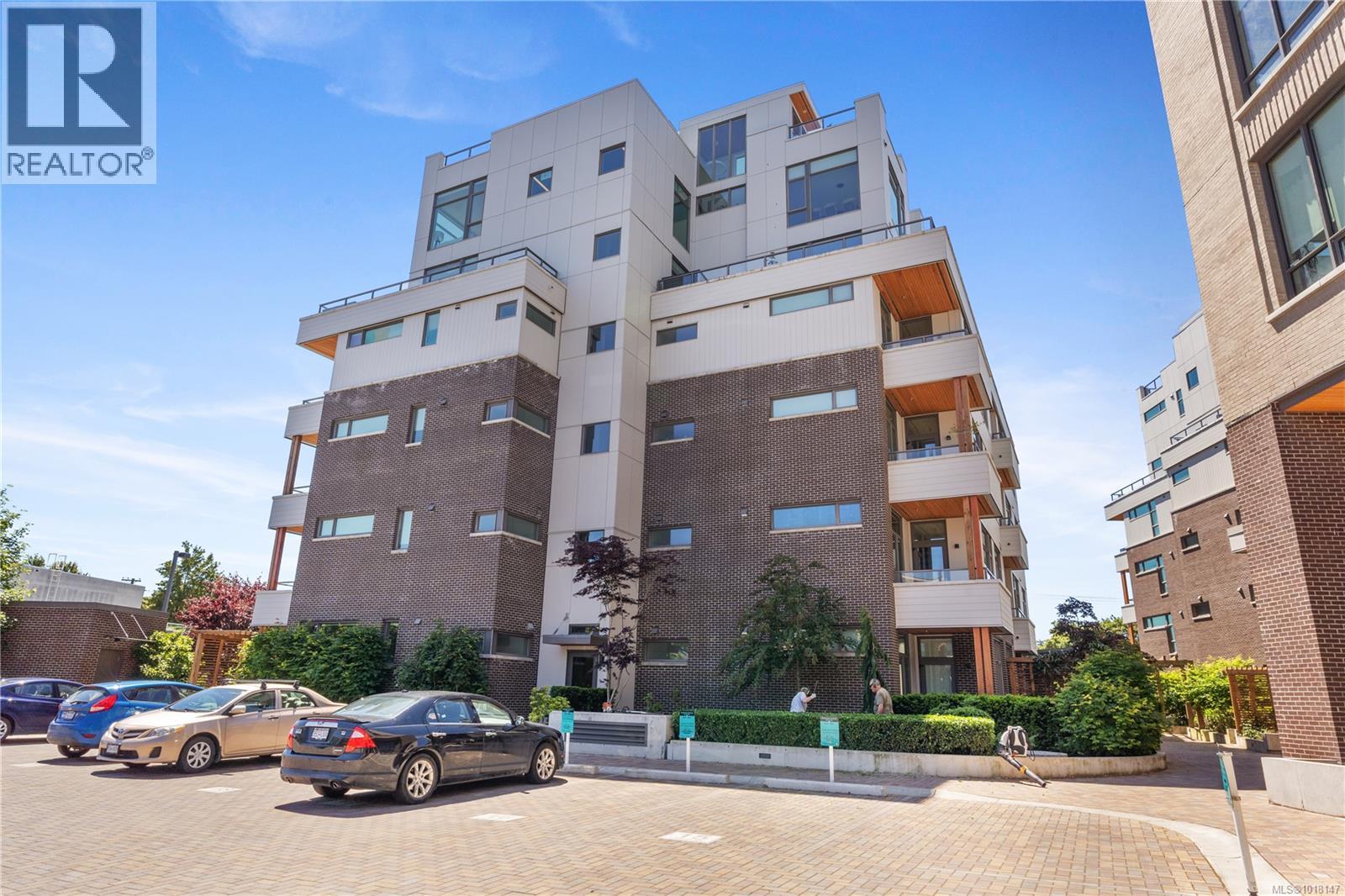 503 1216 Carlisle Ave, Esquimalt