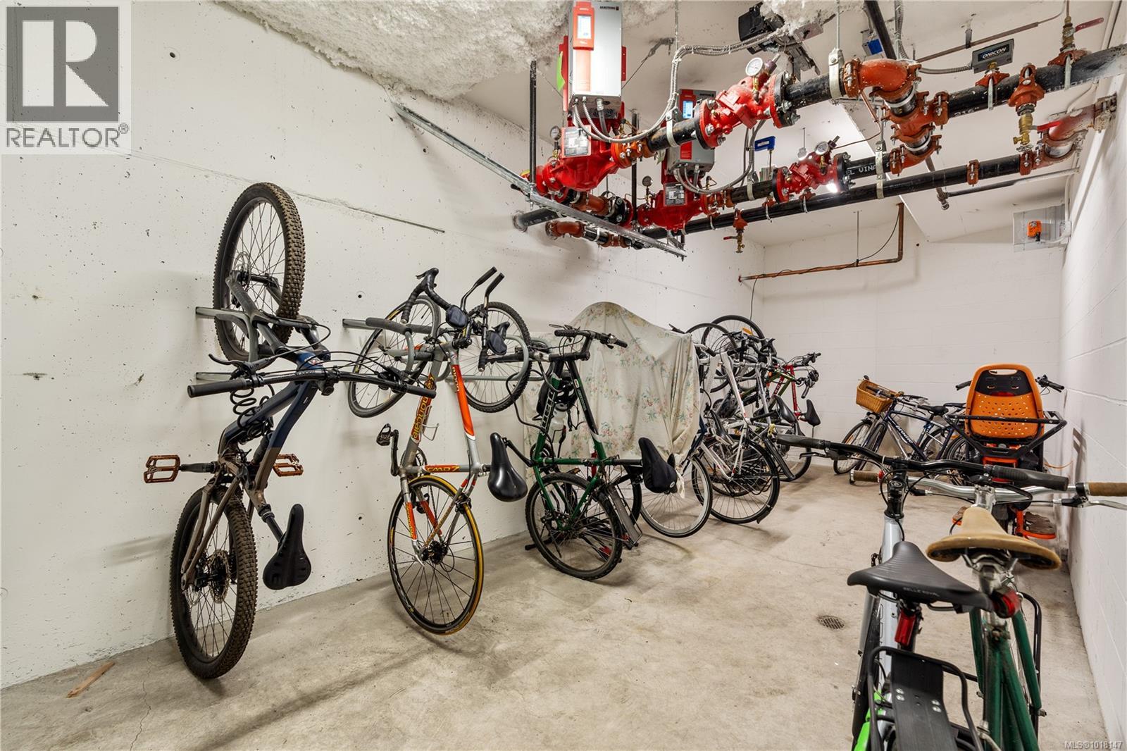 503 1216 Carlisle Ave, Esquimalt