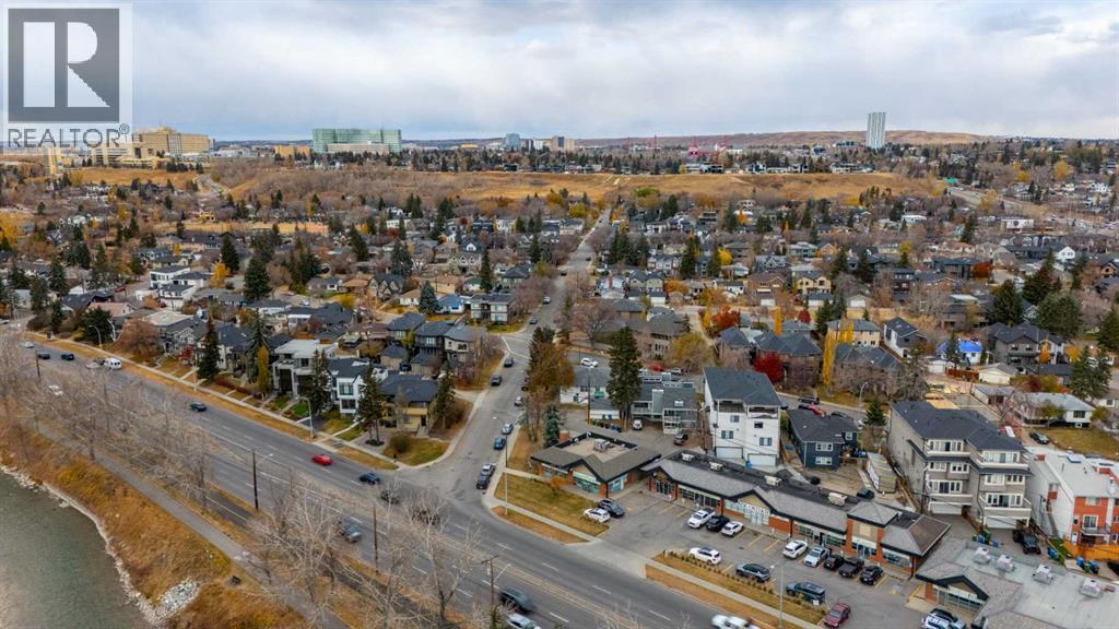 Single Family House for Sale in    Avenue  NW West Hillhurst Calgary 