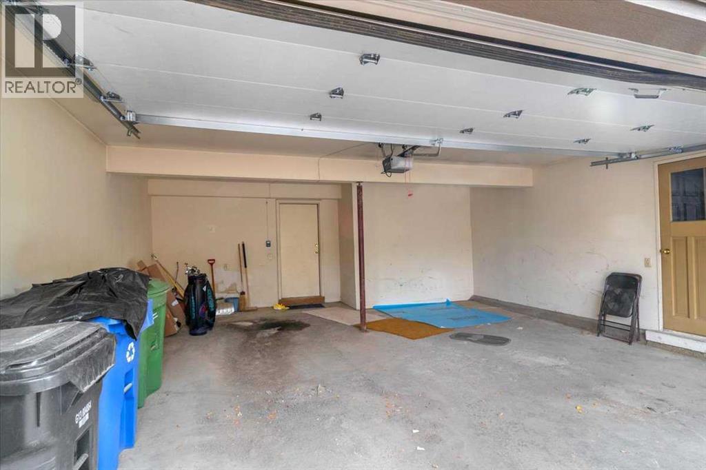 Single Family House for Sale in   Varsity Estates Drive NW Varsity Calgary 