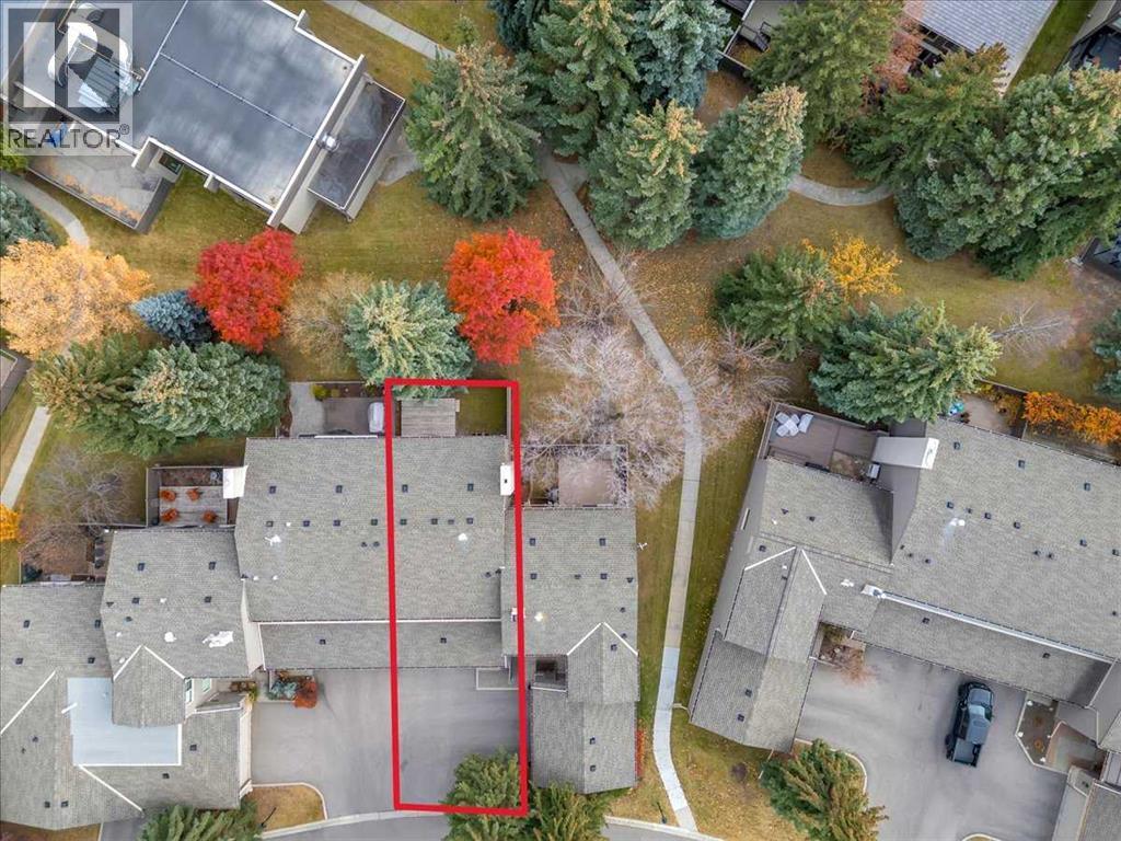 Single Family House for Sale in   Varsity Estates Drive NW Varsity Calgary 