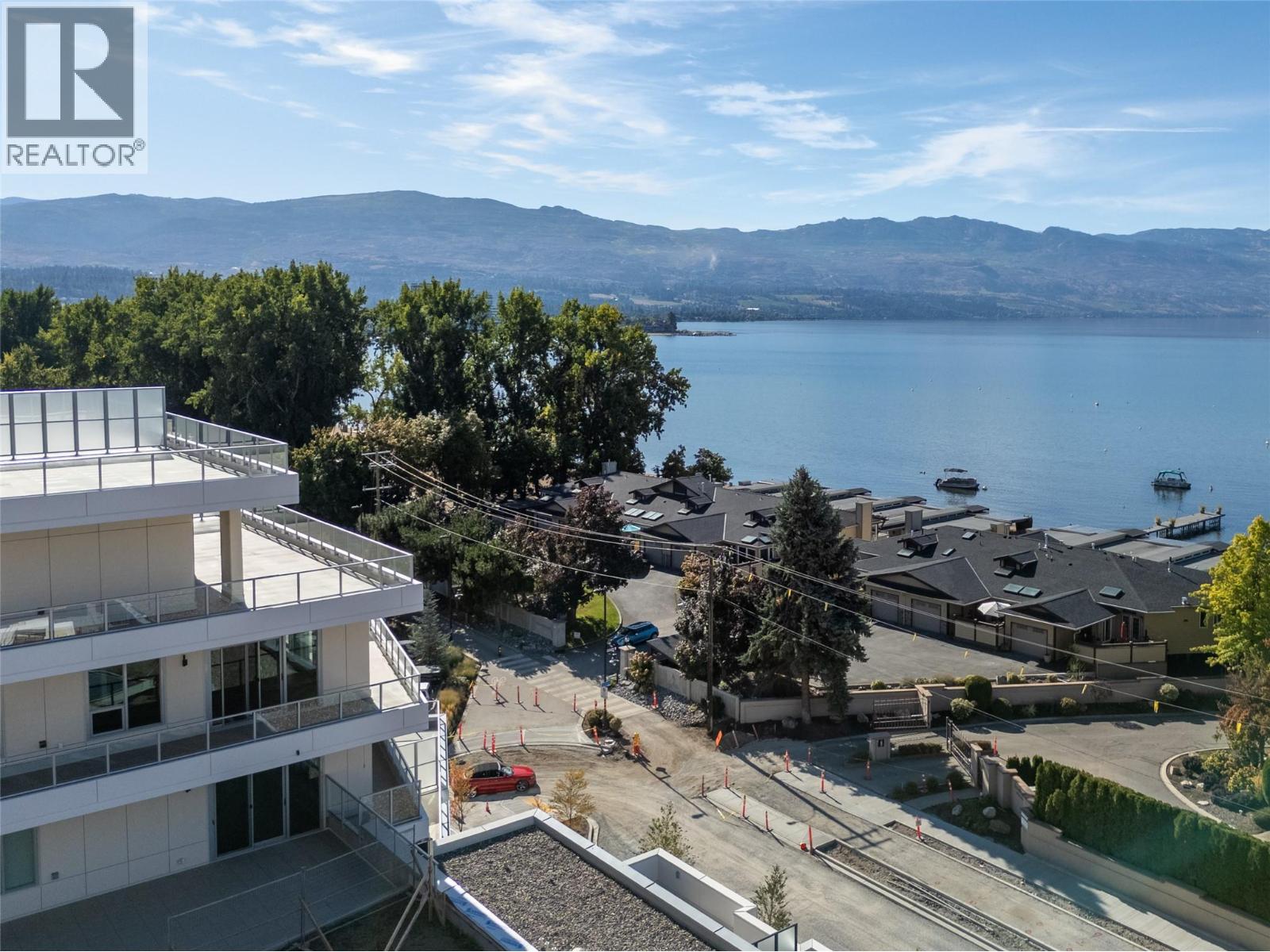 306 3340 Lakeshore Drive, Kelowna