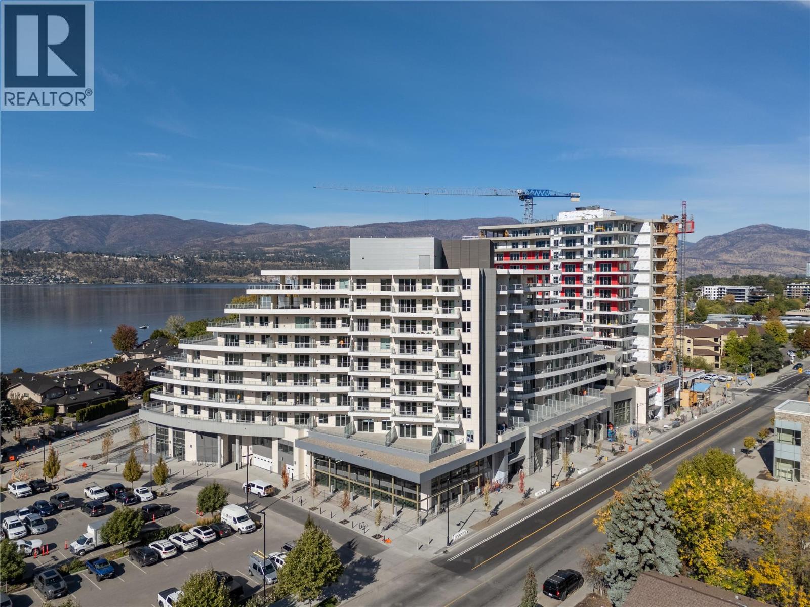 306 3340 Lakeshore Drive, Kelowna
