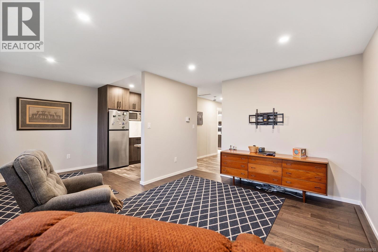 6 375 21st St, Courtenay