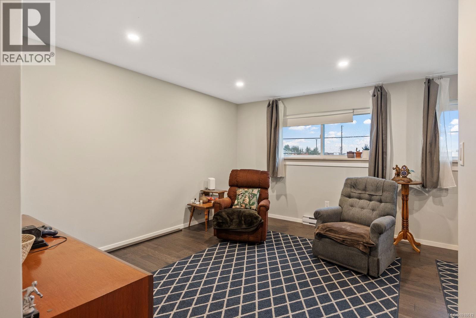 6 375 21st St, Courtenay