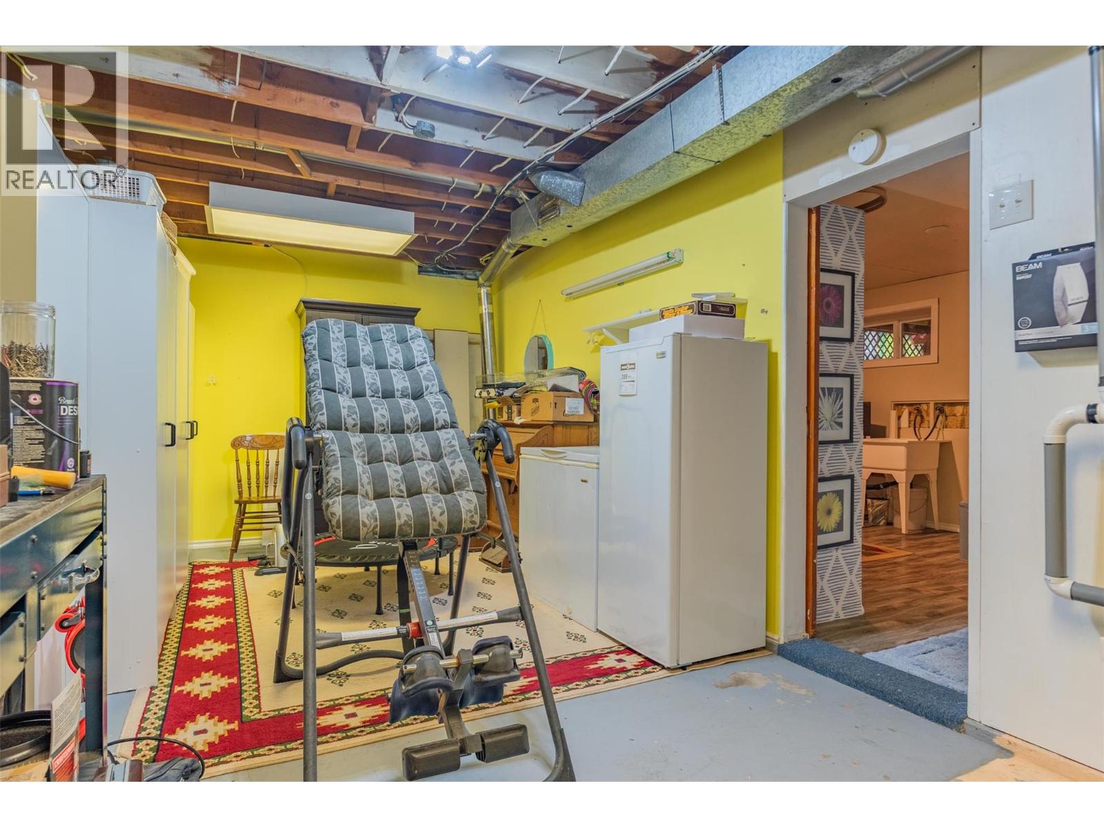 8329 Highway 3B, Trail