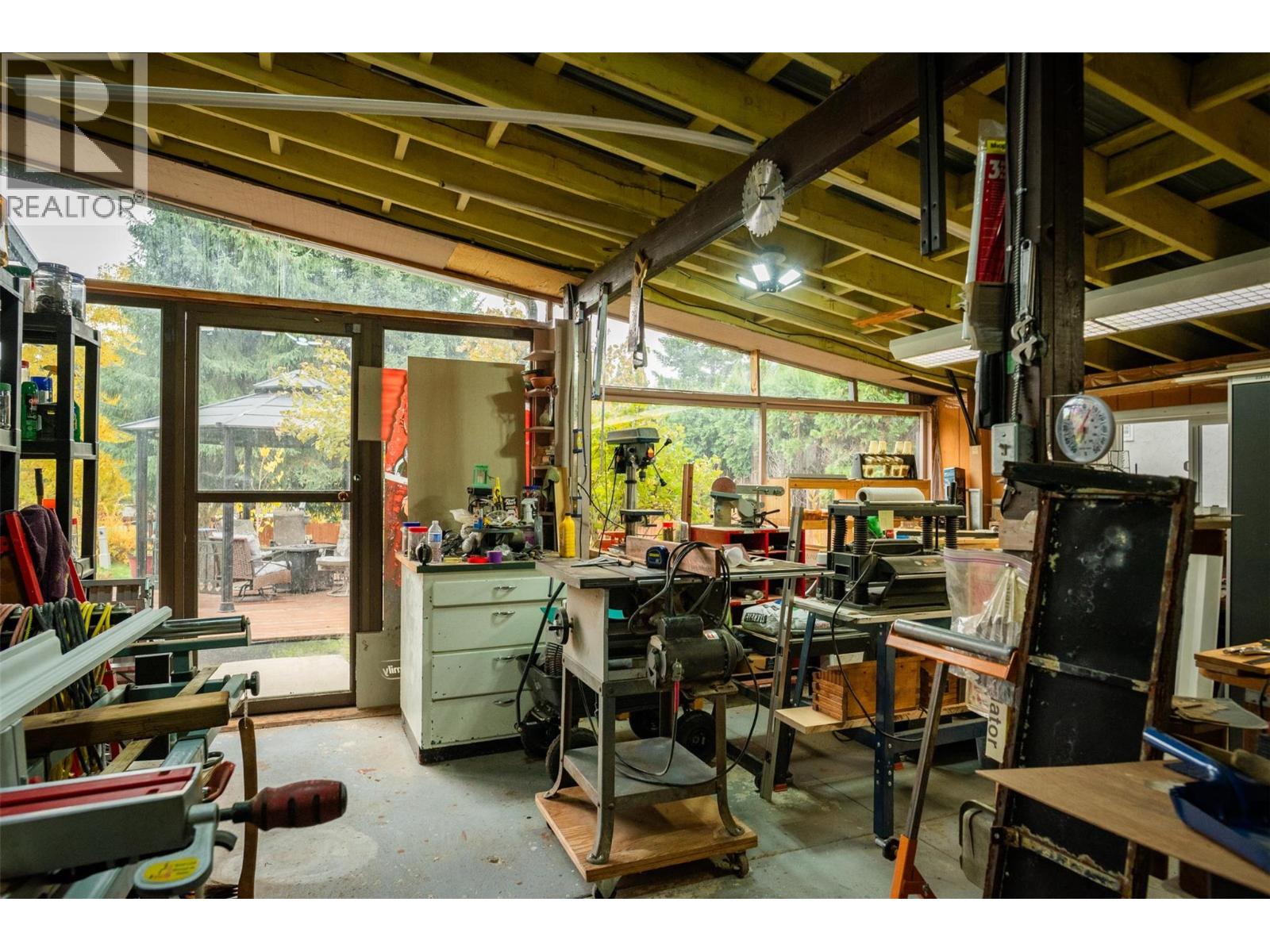 8329 Highway 3B, Trail