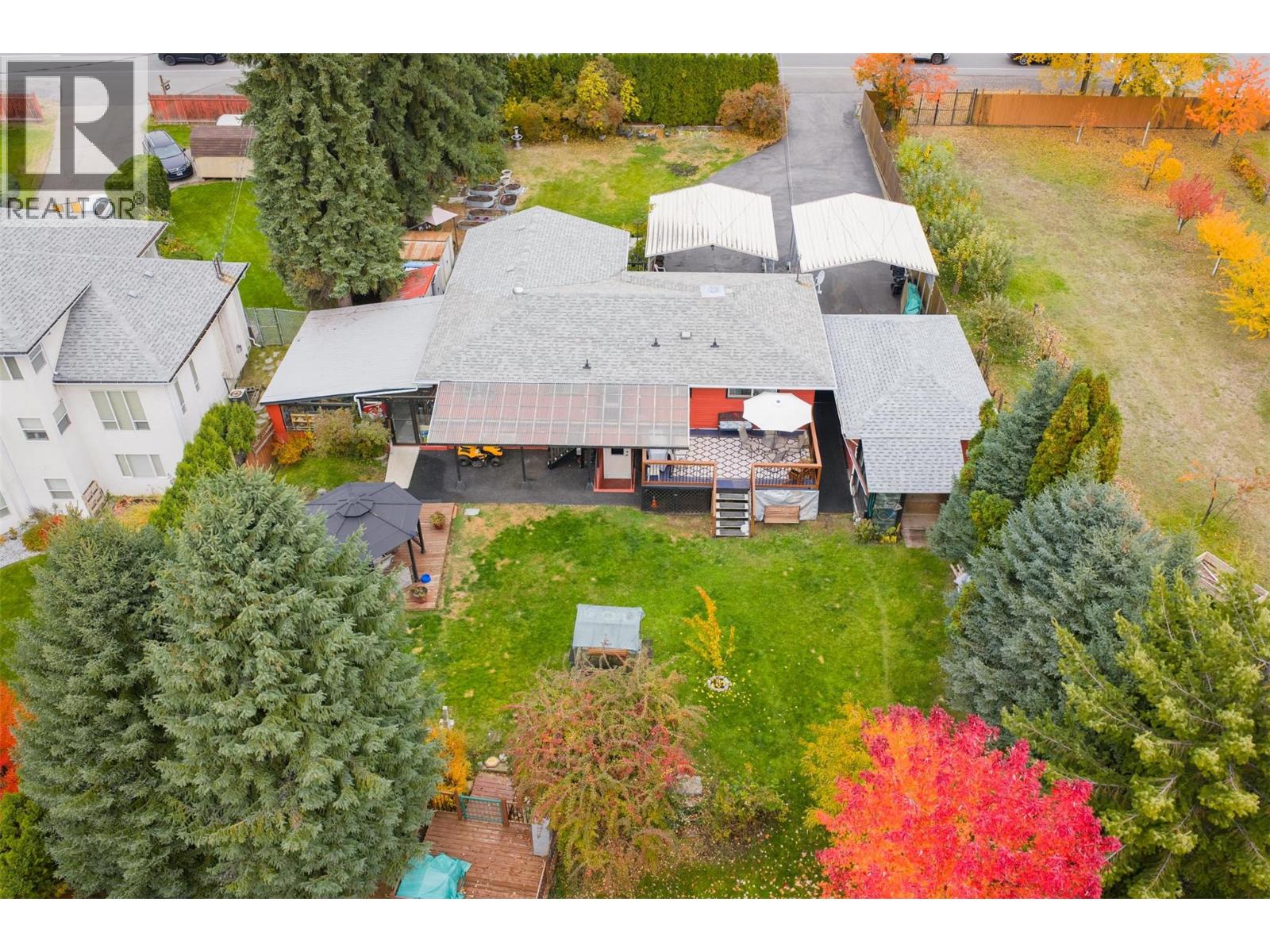 8329 Highway 3B, Trail