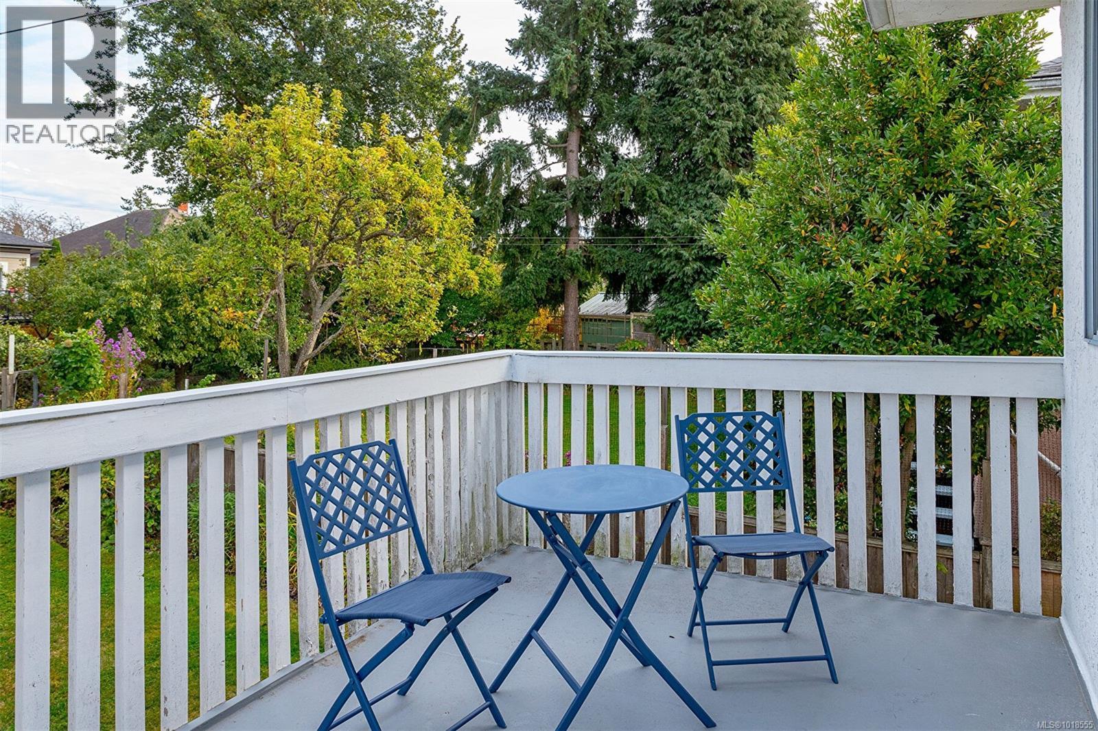 2321 SHAKESPEARE ST - 23