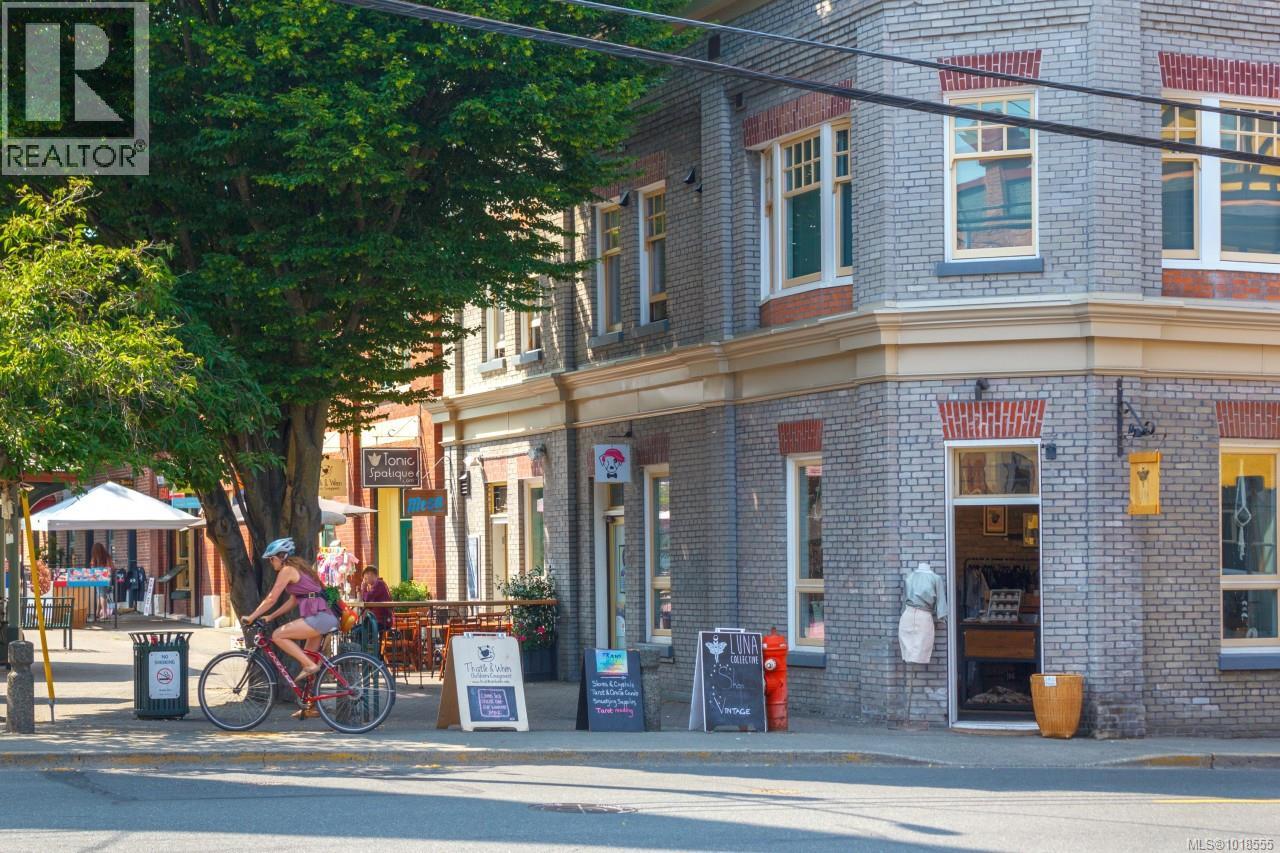 2321 SHAKESPEARE ST - 35