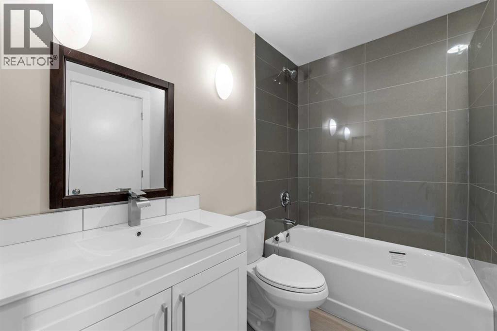 7136 Laguna Way NE, Calgary, Alberta